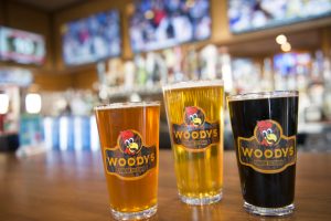 Columbus Ohio Restaurant Photographer Woodys Wing House Beer