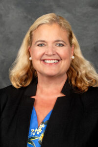 Fahey Bank corporate headshot for Mary Ann Potter