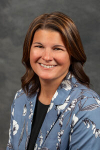 Fahey Bank corporate headshot for Heidi Stage